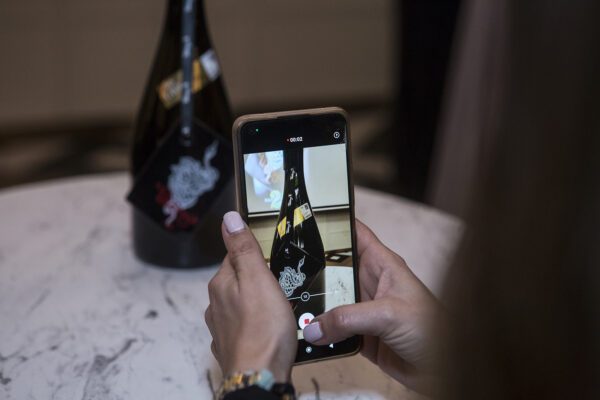 THARSYS X BRUT NATURE GRAN RESERVA 2019 - Imagen 2